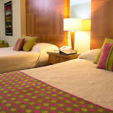 Turismo Hotel Casino Corrientes Buitenkant foto