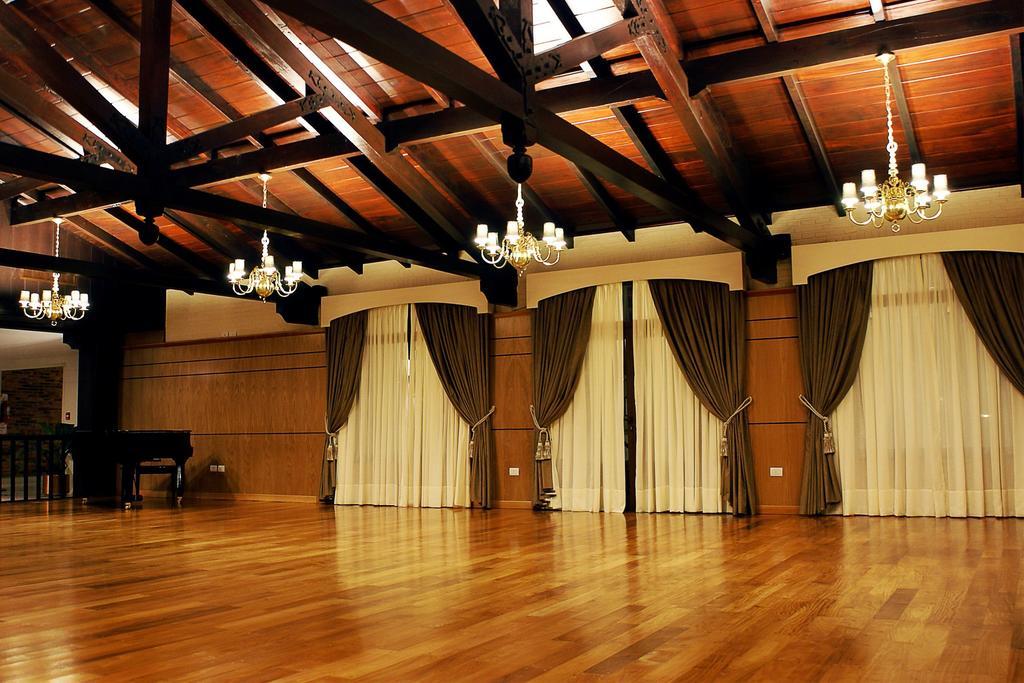 Turismo Hotel Casino Corrientes Buitenkant foto